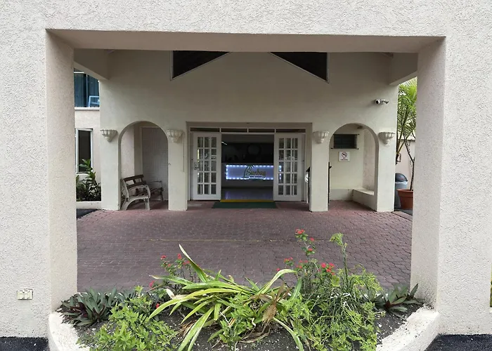 Sunbay Hotel- Daily Breakfast & Beach Access Included Christ Church