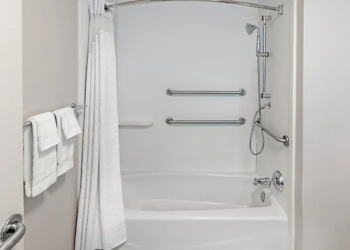 Holiday Inn Express & Suites Baton Rouge East By Ihg Prairieville