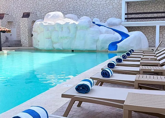 Hotel Gran Plaza & Convention Center Guanajuato