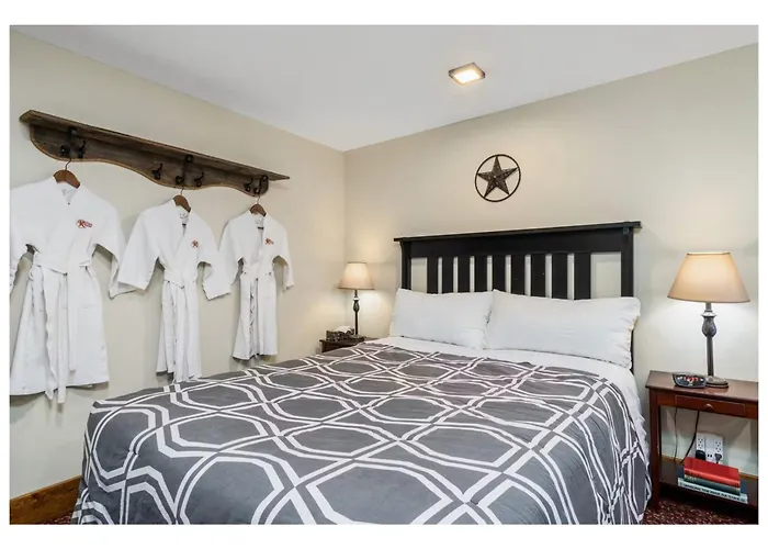 Rustlers Lodge Sundre