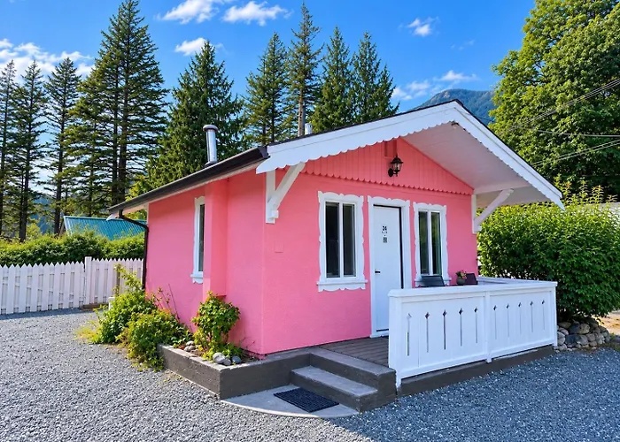 Richca Chalets Resort Hope