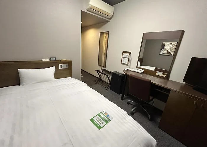 Hotel Route-Inn Hisai Inter Tsu