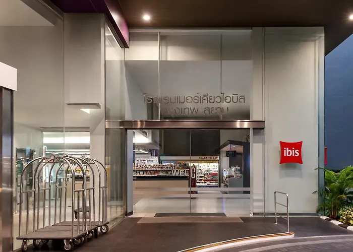 Ibis Bangkok Siam Hotel