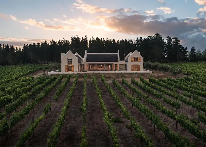 Lalapanzi Lodge Somerset West