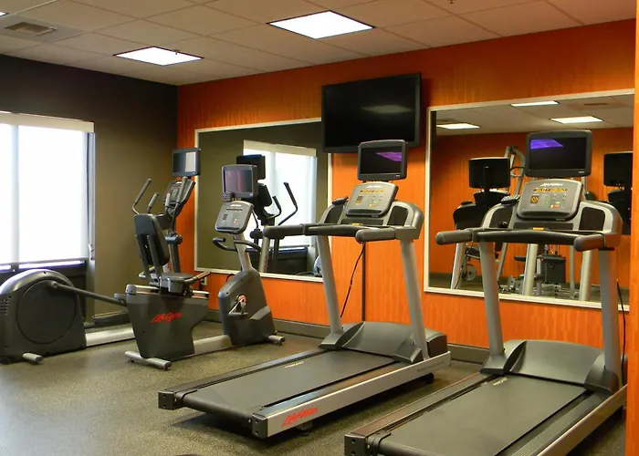Holiday Inn Express & Suites - Huntsville Airport By Ihg Madison