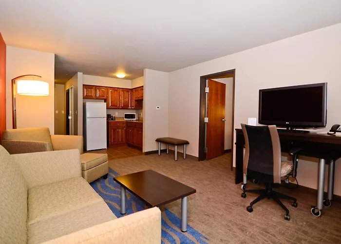 Astoria Hotel & Event Center Dickinson