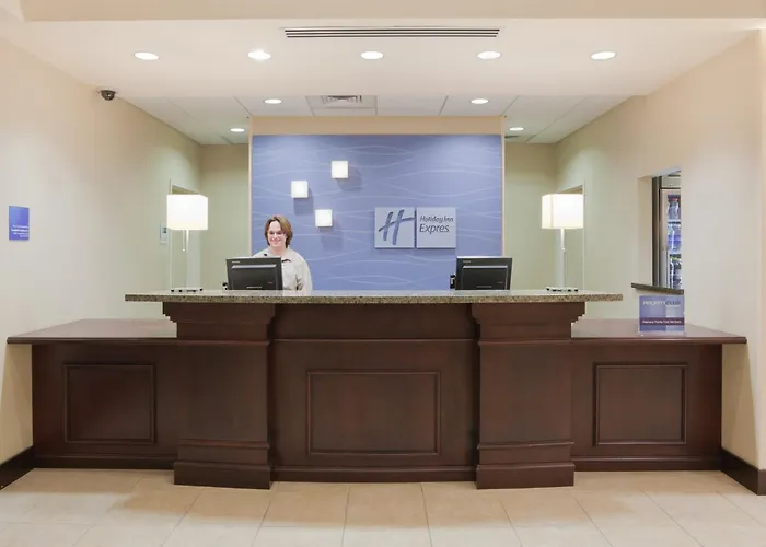 Holiday Inn Express & Suites Clovis Fresno Area By Ihg