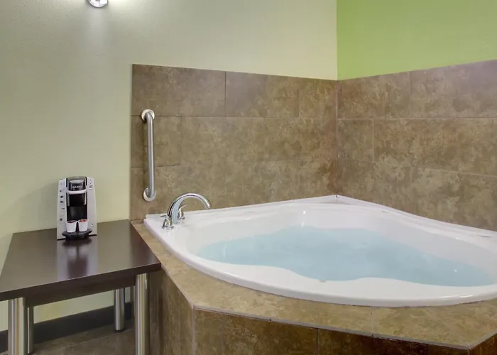 Holiday Inn Express & Suites Cross Lanes By Ihg