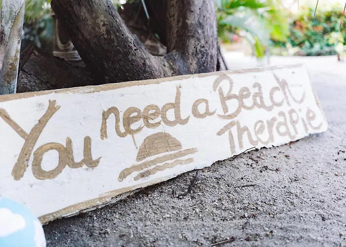 Sea Love Beach Bar & Bungalows Ban Tai