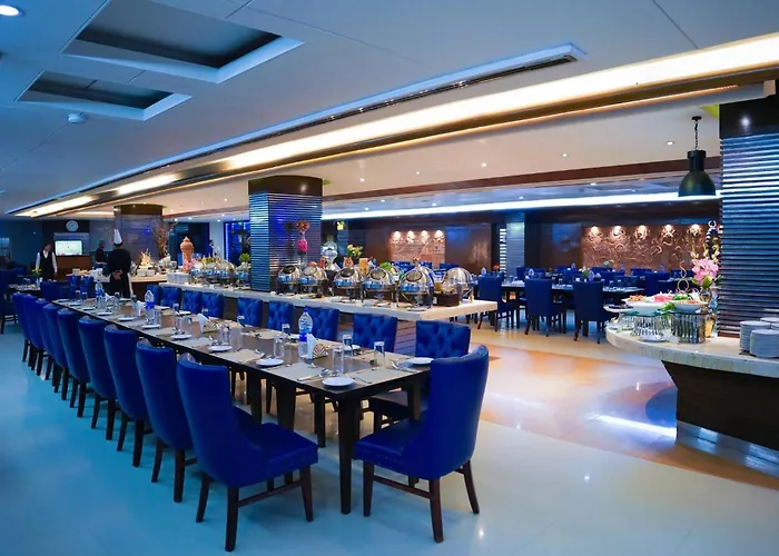 Fars Hotel & Resorts - Bar-Buffet-Pool-Spa Dhaka