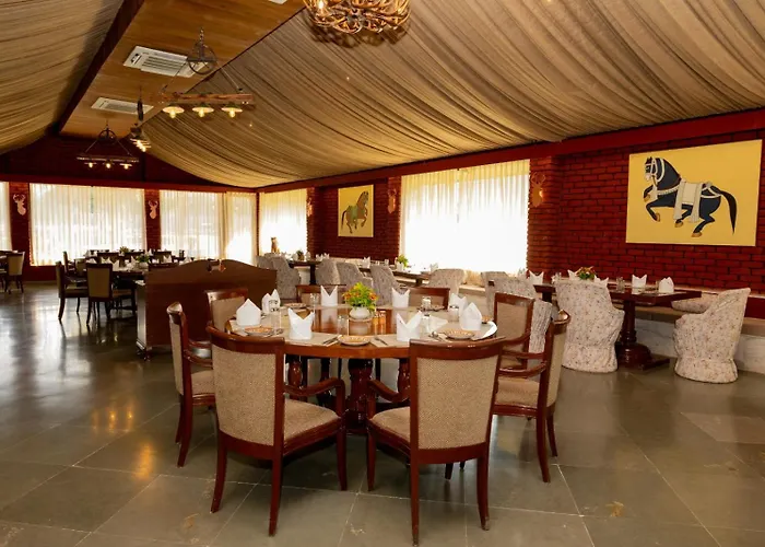 Shikarbadi Heritage Hotel By The Lake - By Hrh Group Of Hotels Udaipur