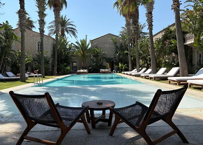 Manastir Alacati Hotel