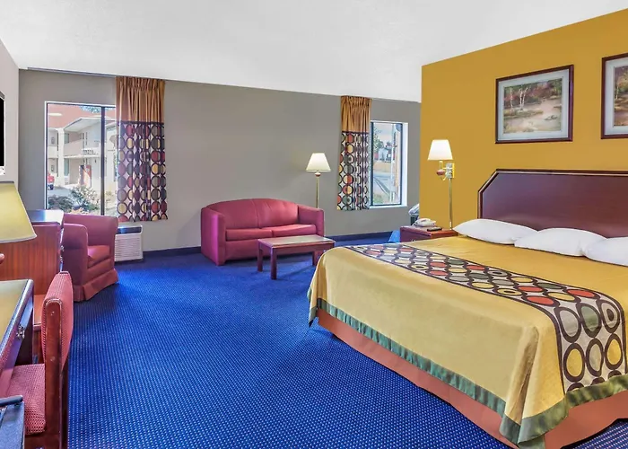Super 8 By Wyndham Morristown/South Hotel
