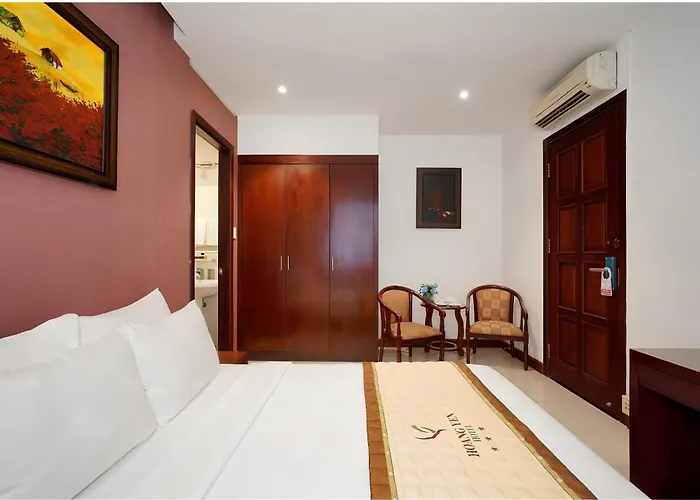 Hoang Yen Hotel Near SECC - Phu My Hung TP. Hồ Chí Minh