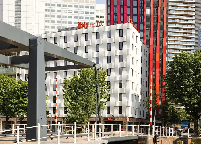 Ibis Rotterdam City Centre