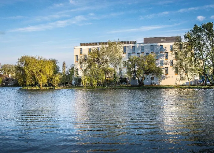Best Western Plus Lakeside Hotel Szekesfehervar