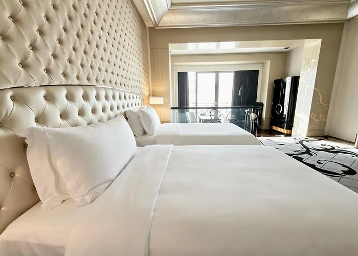 Chateau Star River Shanghai Minhang