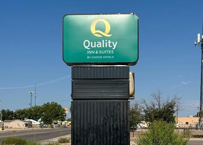 Quality Inn & Suites Artesia