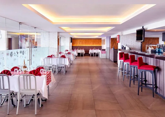 Grand Mercure Solo Baru