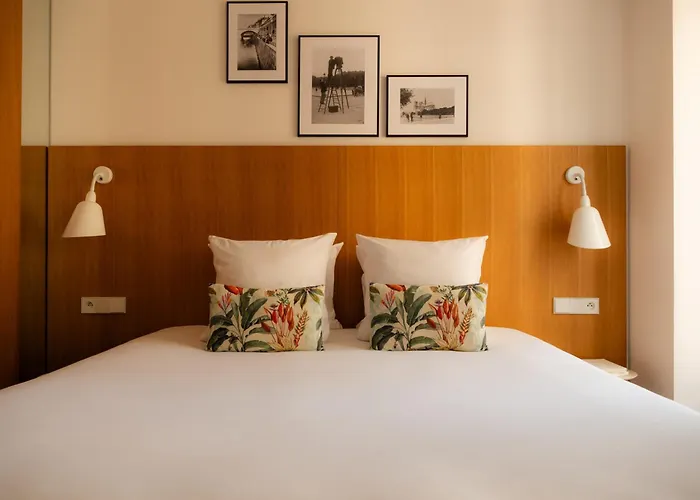 9Hotel Republique Paris