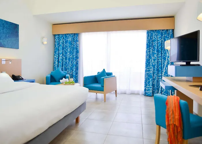 Novotel Marsa Alam Beach Resort El Qoseir