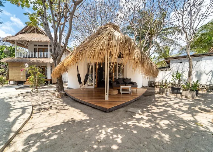Mowies On The Beach Gili Air