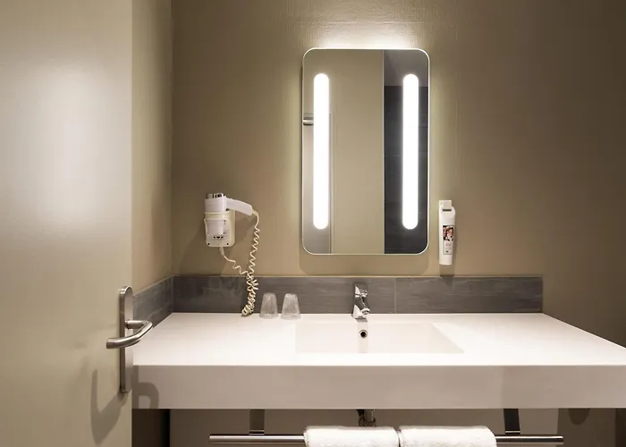 Ibis Paris Tour Montparnasse 15Eme Hotel