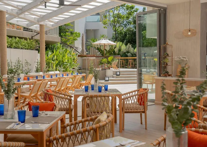 Andaman Beach Hotel Phuket - Handwritten Collection By Accor Patong