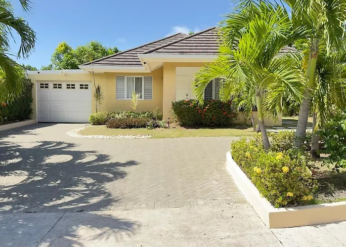 Jamnick Vacation Rentals - Fern Court, Richmond Estate, St Ann, Jamaica Ocho Rios