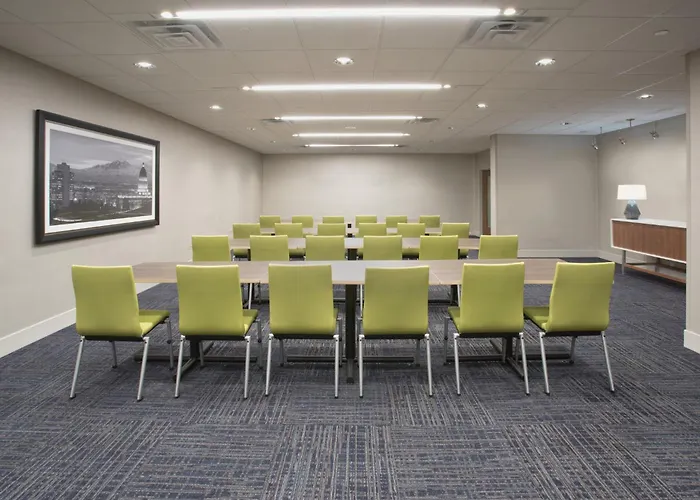 Holiday Inn Express & Suites Monterrey Valle By Ihg San Pedro Garza Garcia