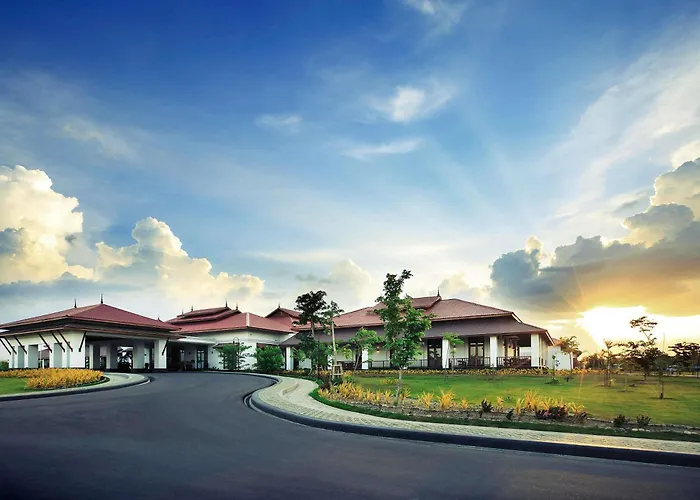 The Lake Garden Hotel Nay Pyi Taw - Mgallery Collection Naypyidaw