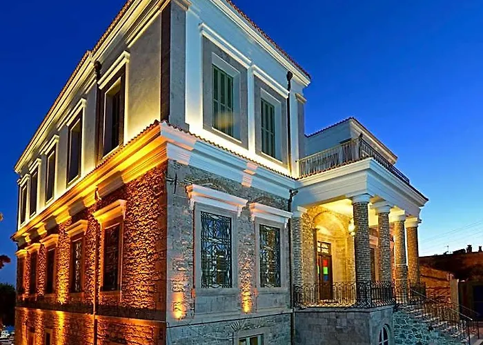 Cunda Callisto Despot Evi 12 Yas Ve Uezeri