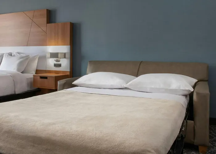 Fairfield Inn & Suites Oakland Hayward