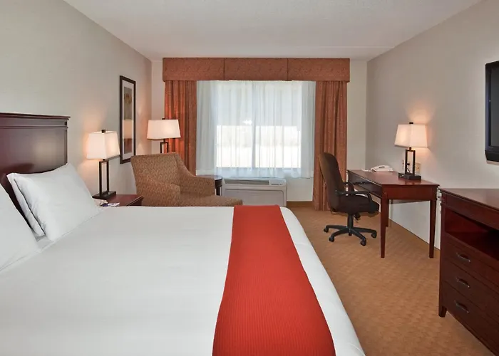 Holiday Inn Express Hotel & Suites Brockville By Ihg