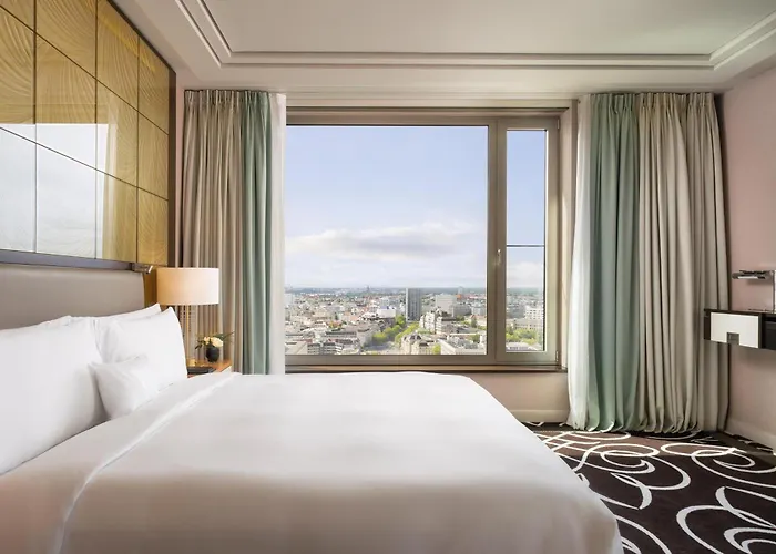 Waldorf Astoria Berlin Otel