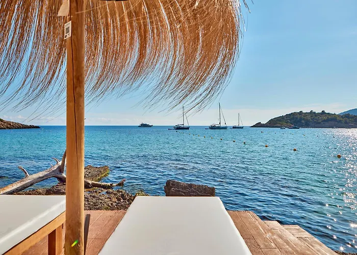 Universal Hotel Aquamarin Sant Elm