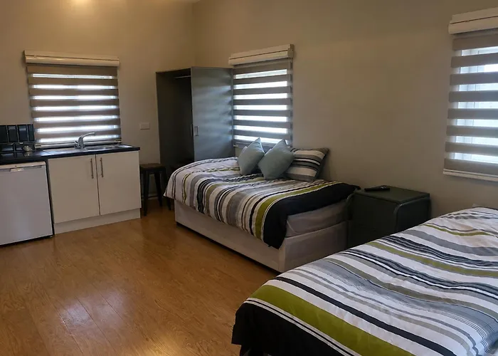 Elmcroft Guest House Epping