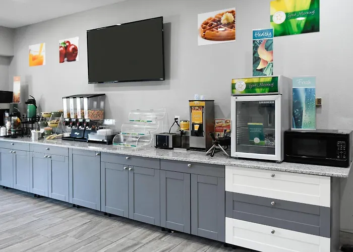 Quality Inn & Suites Brooks Louisville South