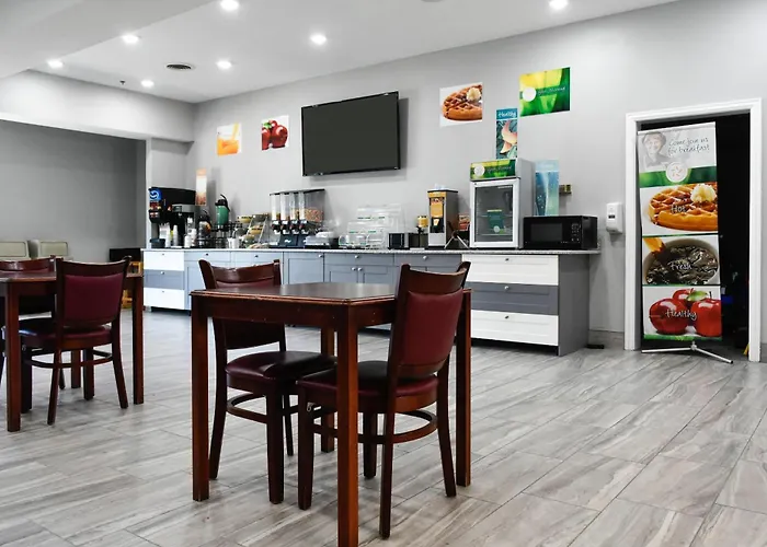 Quality Inn & Suites Brooks Louisville South