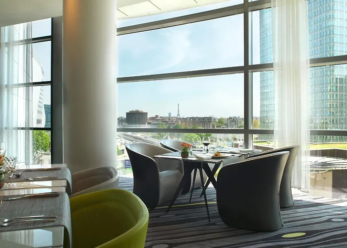 Hotel Melia Paris La Defense à Courbevoie
