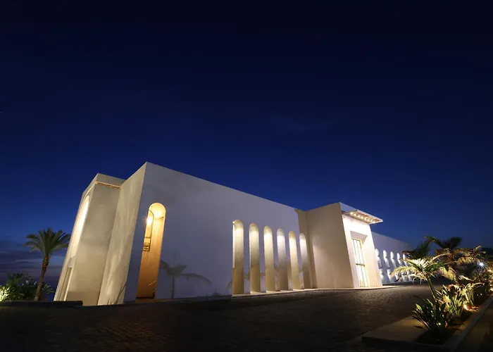 Ocean Blue Hotel & Resort -Jbeil Byblos
