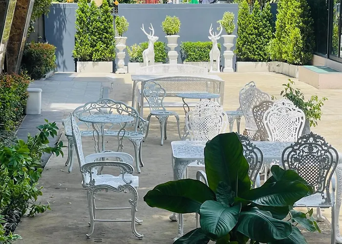 Pongsakorn Boutique Resort กรุงเทพมหานคร
