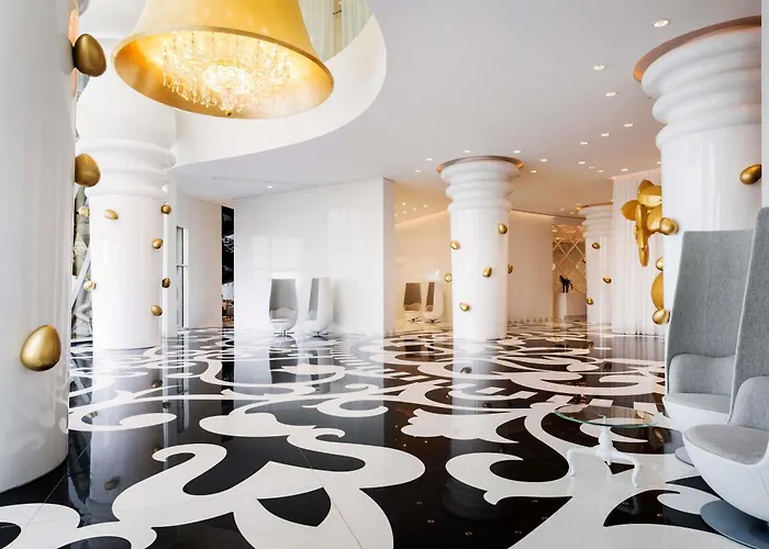Mondrian Doha Hotel