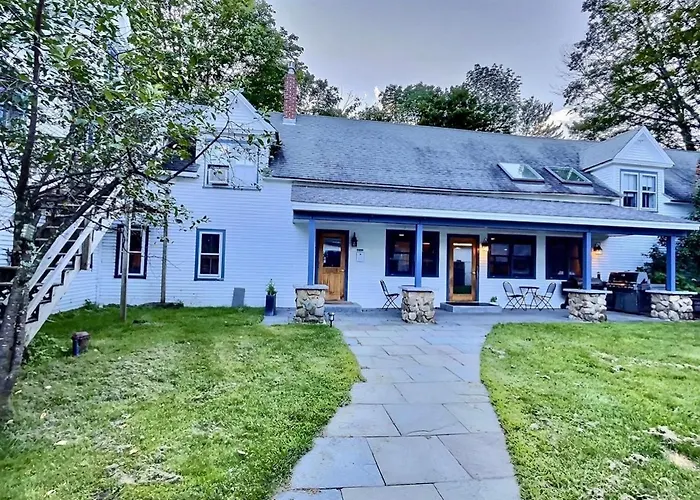 Maple Hill Farm Bed & Breakfast New London