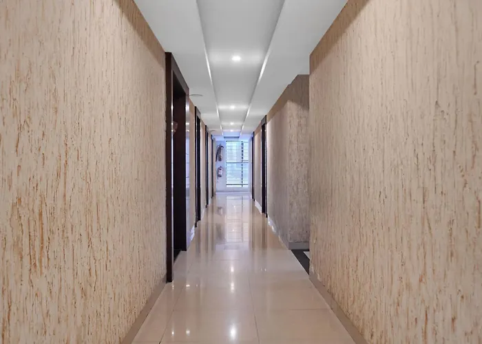 Super Townhouse Divya Palace Indore