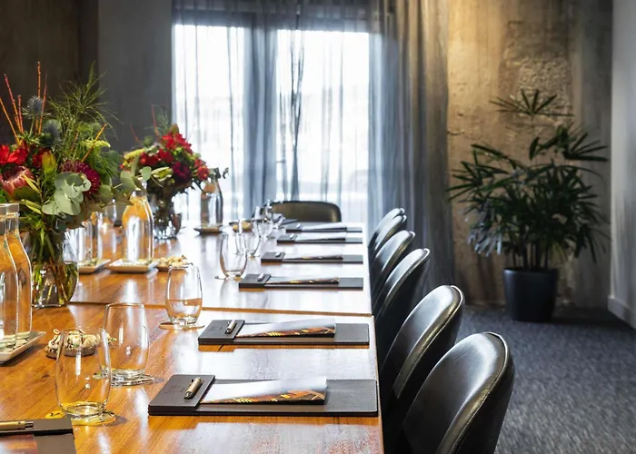 Peppers Silo Launceston Hotel