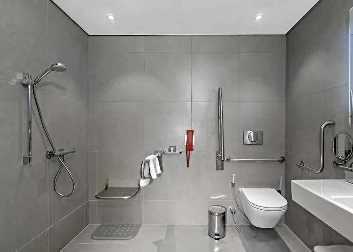Legend Hotel Lagos Airport, Curio Collection By Hilton