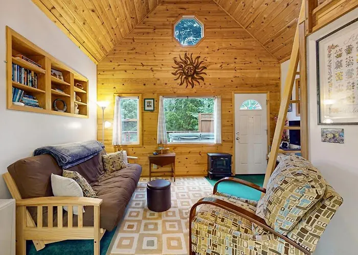 Christina Cabin Girdwood