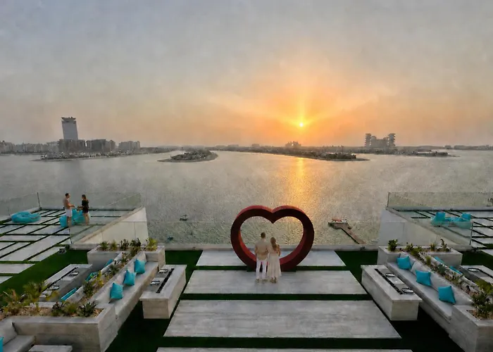 Royal Central Hotel And Resort The Palm Dubaj