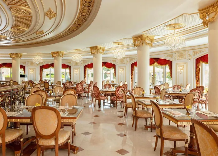 Raffles The Palm Hotel Dubaj